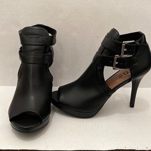 Brash Heels Size 9
